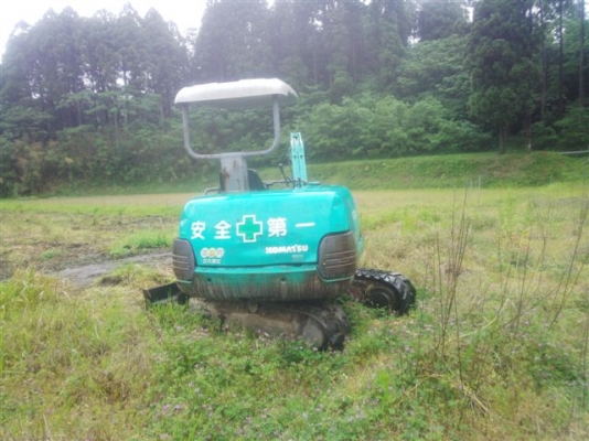 รอนำเข้าจากญี่ปุ่น รถขุดเล็ก KOMATSU PC30-7 สภาพพร้อมใช้งานค่ะ สนใจโทรติดต่อหรือสอบถามรายละเอียดได้ที่ 087-3310254 เจี๊ยบค่ะ