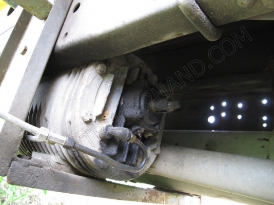 รถบรรทุก 6 ล้อ บรรทุกสิ่งปฎิกูล(รถประมูลจากเทศบาล มีชุดจดทะเบียนพร้อม)ถังเก็บ/แท้งค์เป็นเนื้อสเตนเลส อุปกรณ์ดูด-ส่งพร้อมทำงาน