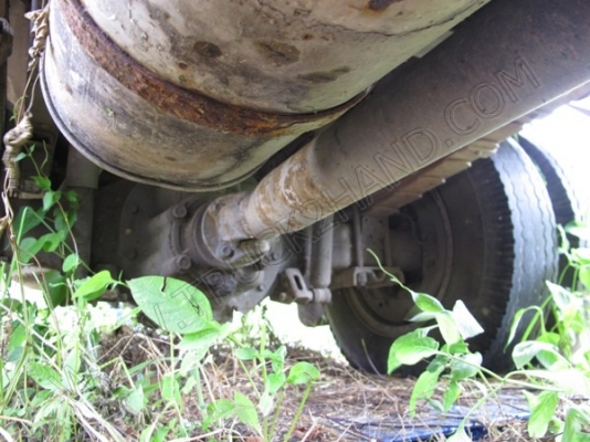 รถบรรทุก 6 ล้อ บรรทุกสิ่งปฎิกูล(รถประมูลจากเทศบาล มีชุดจดทะเบียนพร้อม)ถังเก็บ/แท้งค์เป็นเนื้อสเตนเลส อุปกรณ์ดูด-ส่งพร้อมทำงาน