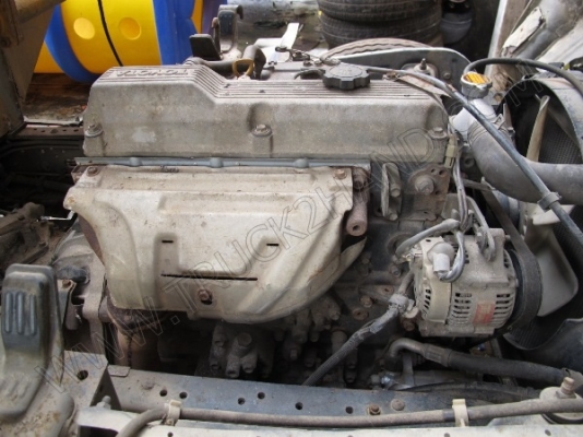 รถบรรทุก 6 ล้อ บรรทุกสิ่งปฎิกูล(รถประมูลจากเทศบาล มีชุดจดทะเบียนพร้อม)ถังเก็บ/แท้งค์เป็นเนื้อสเตนเลส อุปกรณ์ดูด-ส่งพร้อมทำงาน