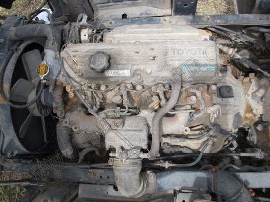 รถบรรทุก 6 ล้อ บรรทุกสิ่งปฎิกูล(รถประมูลจากเทศบาล มีชุดจดทะเบียนพร้อม)ถังเก็บ/แท้งค์เป็นเนื้อสเตนเลส อุปกรณ์ดูด-ส่งพร้อมทำงาน