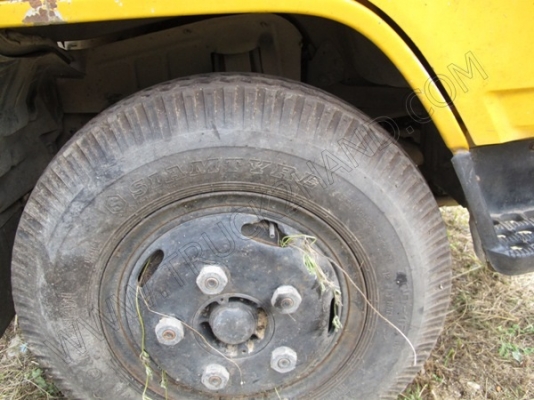 รถบรรทุก 6 ล้อ บรรทุกสิ่งปฎิกูล(รถประมูลจากเทศบาล มีชุดจดทะเบียนพร้อม)ถังเก็บ/แท้งค์เป็นเนื้อสเตนเลส อุปกรณ์ดูด-ส่งพร้อมทำงาน