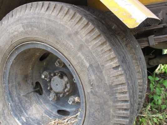 รถบรรทุก 6 ล้อ บรรทุกสิ่งปฎิกูล(รถประมูลจากเทศบาล มีชุดจดทะเบียนพร้อม)ถังเก็บ/แท้งค์เป็นเนื้อสเตนเลส อุปกรณ์ดูด-ส่งพร้อมทำงาน