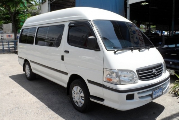 TOYOTA HIACE GL 3.0 MT ปี 04 ดาวน์ 28000 ไม่ต้องมีคนค้ำ