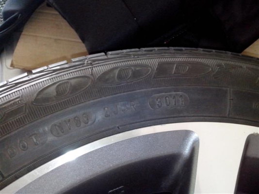 ยาง Goodyear Exellence 185 55 16 1 คู่แถม 1 เส้น ดอกสวยมาก ยาง Goodyear Exellence 185 55 16 1 คู่แถม 1 เส้น ดอกสวยมาก