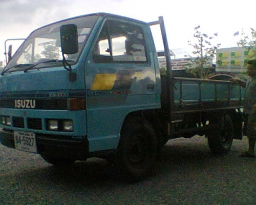 ขายสี่ล้อNKR88Hpสภาพสวยเดิมรถบ้าน