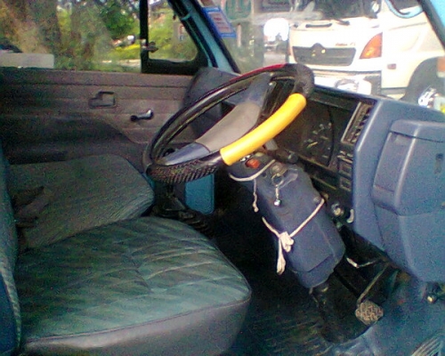 ขายสี่ล้อNKR88Hpสภาพสวยเดิมรถบ้าน