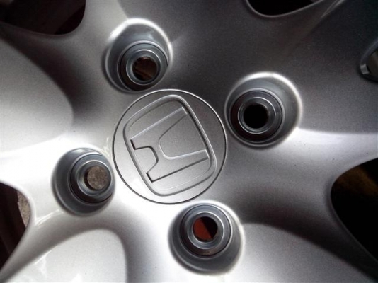 แม๊กซ์ Brio2013 แยกได้ 175 65 14 michelin XM2 แม๊กซ์ Brio2013 แยกได้ 175 65 14 michelin XM2