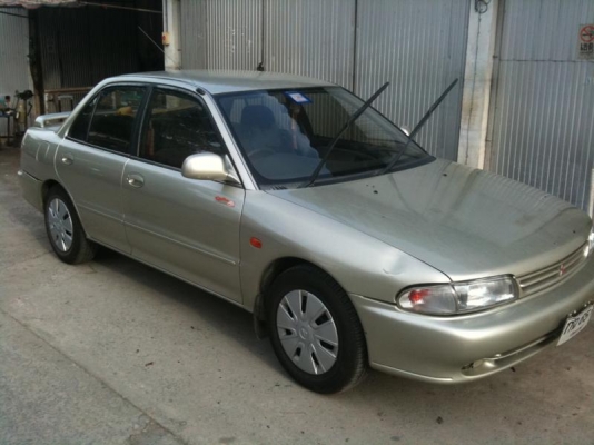 ขายครับ รถสวย น่าใช้ไม่เคยติดแก๊ส เดิม ดีครับ สภาพพร้อมใช้