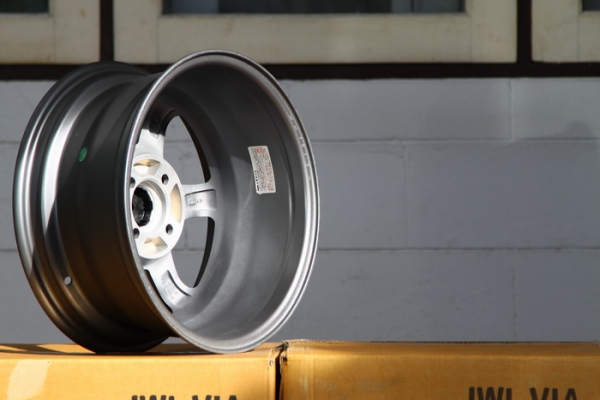 ล้อใหม่TE37 ขอบ15 4รู100 กว้าง7 ออฟ38 สีเทากัลด้าน "ราคาถูกกว่าที่อื่นแน่นอน" ราคานี้ซื้อทำไมมือ2