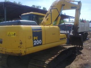 Komatsu PC200-7 10000 ชม. รถสวย ช่วงล่างเต็ม เอวแน่น บูมอาร์มสวย ปี 2006 Komatsu PC200-7 10000 ชม. รถสวย ช่วงล่างเต็ม เอวแน่น บูมอาร์มสวย ปี 2006