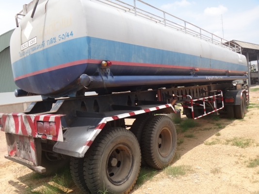 ขายด่วน รถหัวลากพร้อมหางลากนำ้มัน  300000  ลิตร    พร้อมใช้งาน