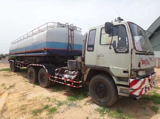 ขายด่วน รถหัวลากพร้อมหางลากนำ้มัน  300000  ลิตร    พร้อมใช้งาน