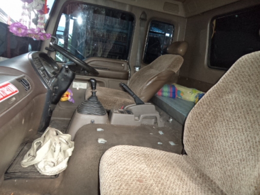 ขายรถ6ล้อเดก้าช่วงยาว7.20เครื่อง195แรงม้า สภาพสวยๆพร้อมใช้งานคับ