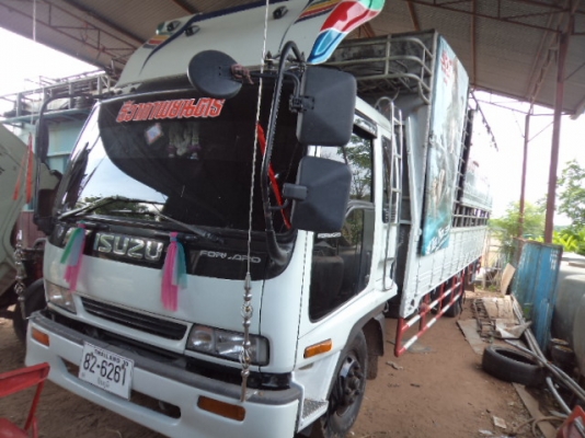 ขายรถ6ล้อเดก้าช่วงยาว7.20เครื่อง195แรงม้า สภาพสวยๆพร้อมใช้งานคับ