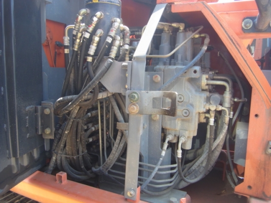 ฮิตาชิ ZX135US รถเก่านอกพร้อมใช้ ใบ 60 ฮิตาชิ ZX135US รถเก่านอกพร้อมใช้ ใบ 60