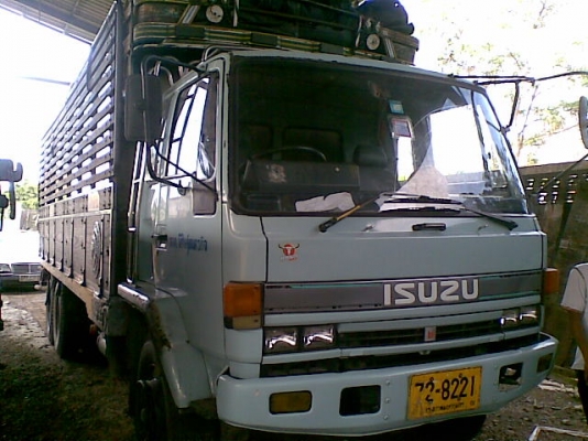 ขาย 10 ล้อเอีซูซุร๊อคกี้นางฟ้า 195แรง FVM32PR