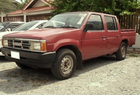 ขายรถปิคอัพ นิสสันบิ๊กเอ็ม 4 ประตู (Big M)เกียร์ธรรมดา+ เครื่องดีเซล2500(TD25)ปี94 สีเลือดหมู แซสซีสวยๆ+กระบะไม่ผุ+เครื่องแน่น+เกียร์ดี+เฟืองท้ายดี+แอร์เย็น