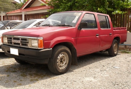 ขายรถปิคอัพ นิสสันบิ๊กเอ็ม 4 ประตู (Big M)เกียร์ธรรมดา+ เครื่องดีเซล2500(TD25)ปี94 สีเลือดหมู แซสซีสวยๆ+กระบะไม่ผุ+เครื่องแน่น+เกียร์ดี+เฟืองท้ายดี+แอร์เย็น