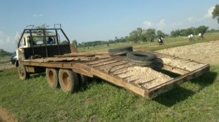 Hino Kt725 2เพา เครื่องEh700 เบนคทิฟฟี่ ทะเบียนแจ้งจอด ขื้น200 ได้ เหล้กไอดีม