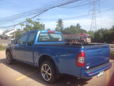 ISUZU DMAX SLX ปี 2547 เครื่องคอมมอนเร็ว แม็คขอบ 17 เครื่องเสียงทำมา 50,000 แล้ว  ขาย 395,000