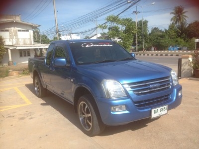 ISUZU DMAX SLX ปี 2547 เครื่องคอมมอนเร็ว แม็คขอบ 17 เครื่องเสียงทำมา 50,000 แล้ว  ขาย 395,000