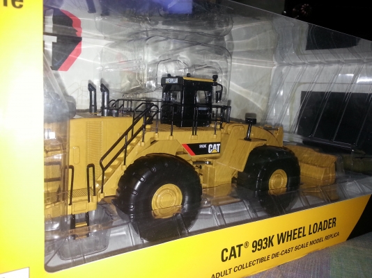 ขายโมเดล caterpillar รุ่น 993 K เปนรถตักล้อยาง รายละเอียดสวยคับ สนใจโทสอบถามได้เลยคับ ขายโมเดล caterpillar รุ่น 993 K เปนรถตักล้อยาง รายละเอียดสวยคับ สนใจโทสอบถามได้เลยคับ