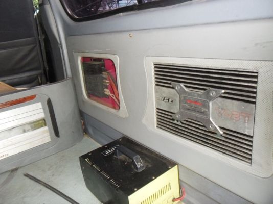 ขายรถตู้พร้อมใช้