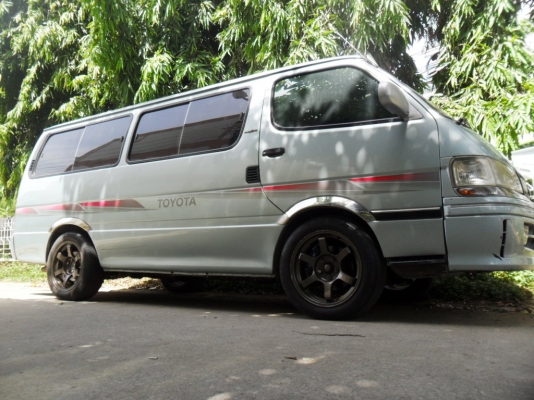 ขายรถตู้พร้อมใช้