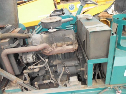 รถปูยาง hanta 250 ล้อยาง