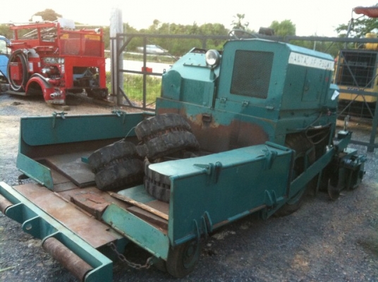 รถปูยาง hanta 250 ล้อยาง