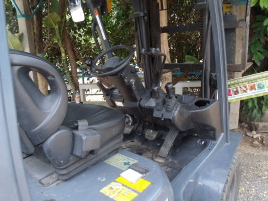 ขายรถยก2.5ตันT0Y0TA ( รุ่นใหม่ 50-8FD25t)