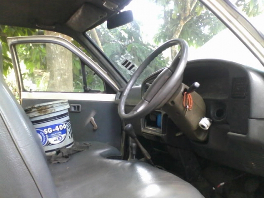 ขาย TOYOTA  หัวเดียว LN 106 บาง สวยพอใชั 4x4 เครื่อง3L  2800ccหรือแลกจิ๊ปหรืออื่นๆ ลองโทรๆๆๆๆ