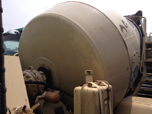 รถโม่ปูน Isuzu Rocky ตาหวาน ตัวกระจังเขียวรุ่นสุดท้าย 195แรง  โม่ใหญ่ 3Q สภาพเทพเลย