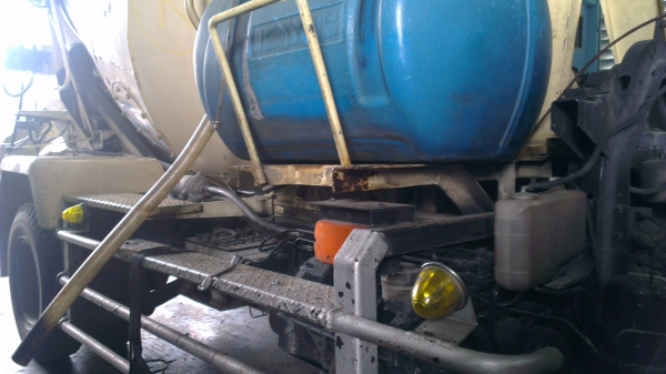 รถโม่ปูน Isuzu Rocky ตาหวาน ตัวกระจังเขียวรุ่นสุดท้าย 195แรง  โม่ใหญ่ 3Q สภาพเทพเลย