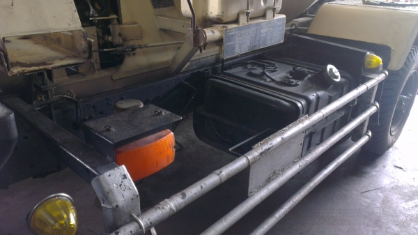 รถโม่ปูน Isuzu Rocky ตาหวาน ตัวกระจังเขียวรุ่นสุดท้าย 195แรง  โม่ใหญ่ 3Q สภาพเทพเลย