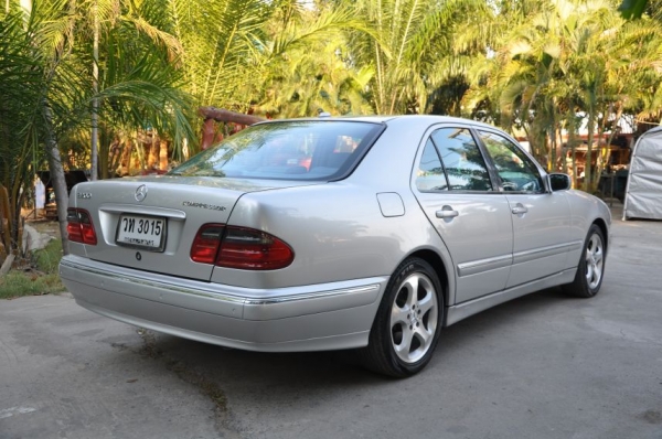 ขายbenz e200ตัวTOPสุด kompressor(AVANTGARDE)ปี2002 สภาพสวยเดิม 830,000 บาท