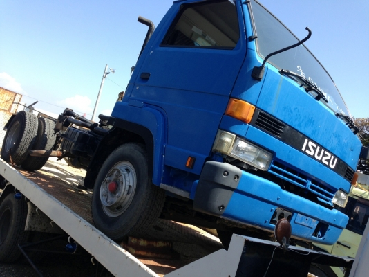 รถดั้มญี่ปุ่น 6ล้อกลาง NRR 195แรง รถดั้มญี่ปุ่น 6ล้อกลาง NRR 195แรง