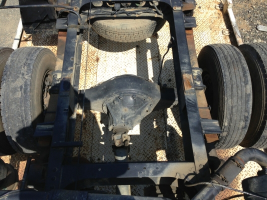 รถดั้มญี่ปุ่น 6ล้อกลาง NRR 195แรง รถดั้มญี่ปุ่น 6ล้อกลาง NRR 195แรง