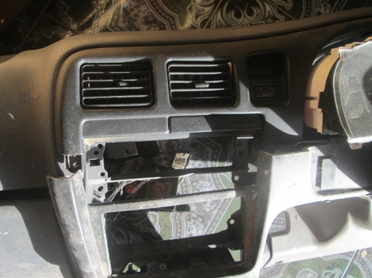 ขาย ชุดคอนโซลหน้าปัด TOYOTA TIGER D4D