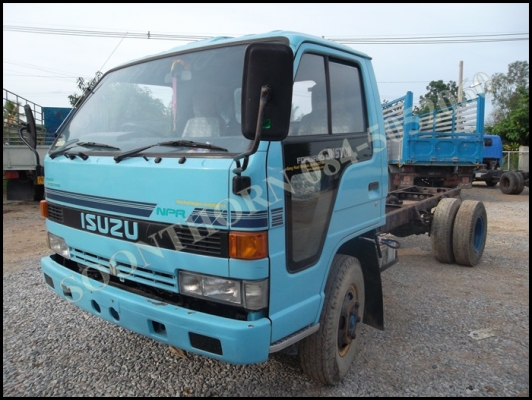 ขายด่วน รถบรรทุก ISUZU NPR 115 แรง รถห้างแท้ (หัวคัซซี) รถสภาพสวยมาก พร้อมใช้สุดๆ ราคาสุดคุ้ม