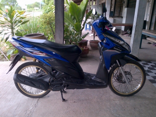 ขาย!ฮอนด้าคลิ๊กไอ ปี52 รถเครื่องเดิมแน่นๆ พร้อมใช้ ทะเบียน+เอกสารโอน ภาษีไม่หมด 088-2197709