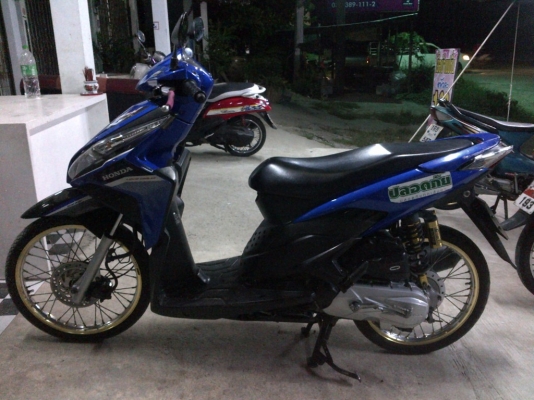 ขาย!ฮอนด้าคลิ๊กไอ ปี52 รถเครื่องเดิมแน่นๆ พร้อมใช้ ทะเบียน+เอกสารโอน ภาษีไม่หมด 088-2197709