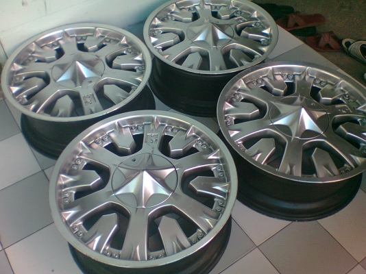 ขายล้อแม็ก VIP ขอบ 18 5 รู 114 ใส่ VIGO ได้