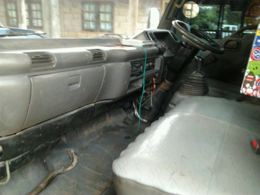 ISUZU NPR 130 HP 4HG1 ปี 46 รถบรรทุก 6 ล้อ กระบะคอกเหล็กกล่องอย่างดียาว 4.30 เมตร เครื่องแห้งแรงดี ภายในเก๋งคอนโซลสวยครบ แอร์เย็น พ.เพาเวอร์ ก.ไฟฟ้า ช่วงล่างใหญ่คัชซีสวยไม่มีดาม ยางสภาพดี 70\% พร้อมใช้งาน เอกสารทะเบียนภาษีครบพร้อมโอน ราคาต่อรองได้ครับ ISUZU NPR 130 HP 4HG1 ปี 46 รถบรรทุก 6 ล้อ กระบะคอกเหล็กกล่องอย่างดียาว 4.30 เมตร เครื่องแห้งแรงดี ภายในเก๋งคอนโซลสวยครบ แอร์เย็น พ.เพาเวอร์ ก.ไฟฟ้า ช่วงล่างใหญ่คัชซีสวยไม่มีดาม ยางสภาพดี 70\% พร้อมใช้งาน เอกสารทะเบียนภาษีครบพร้อมโอน ราคาต่อรองได้ครับ