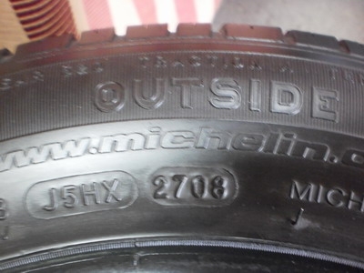 ขายยางขอบ 185/65/R14 มือสอง สภาพใช้ได้ราคาถูก ขายยางขอบ 185/65/R14 มือสอง สภาพใช้ได้ราคาถูก