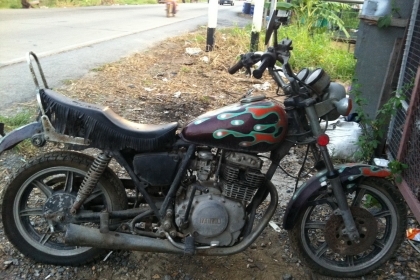 > > > > > . . . . . ขาย Yamaha XS400 ทะเบียนแท้ (ตามเอง) > > > > > . . . . . ขาย Yamaha XS400 ทะเบียนแท้ (ตามเอง)