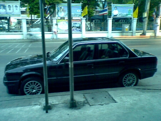 ขาย bmw e30 สีดำ4ประตู เครืองm10หัวฉีด พวงมาลัยเพาเวอร์ กระจกไฟฟ้า