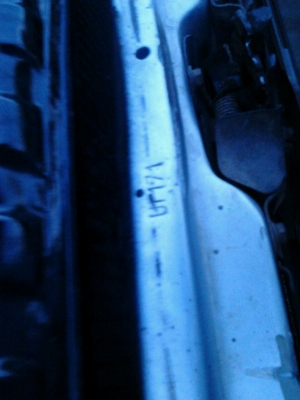 TOYOTA HILUX MIGHTY-X EXTRACAB 2.5 MT ปี 33 รถบ้านสภาพดีเดิมๆทั้งคันไม่มีชนหนัก เครื่องแห้งแรงดีไม่เยิ้ม ภายในเก๋งคอนโซลสวยครบพร้อม แอร์เย็น กระบะปูพื้นยางลานเนอร์ ช่วงล่างแน่นดี คัชซีสวยมากๆ ยางสภาพดี 70\% พร้อมใช้งาน เอกสารทะเบียนภาษีครบพร้อมโอน ราคาต่อร