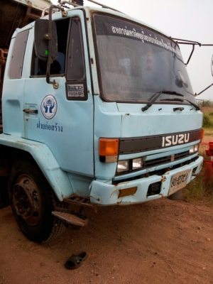 ขายด่วน ISUZU  FTR 32 F ยางใหม่ยังไม่ได้ใช้งาน  เครื่องแห้งแรงดี  คัตซีไม่เคยทำสี  ภาษีเต็ม  เบรคชีฟฟี่  แอร์เย็น  ซื้อจริงต่อรองได้เลยครับ
